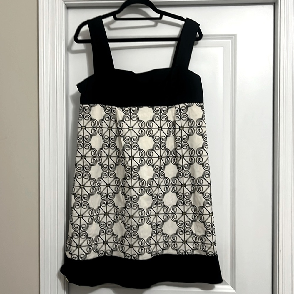 Adrianna Papell size 14 black/white dress